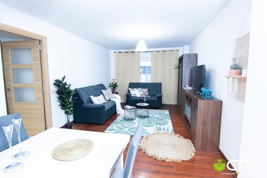 Large Complete Apartment, In The Center With Balcony Santiago de Compostela Exterior foto