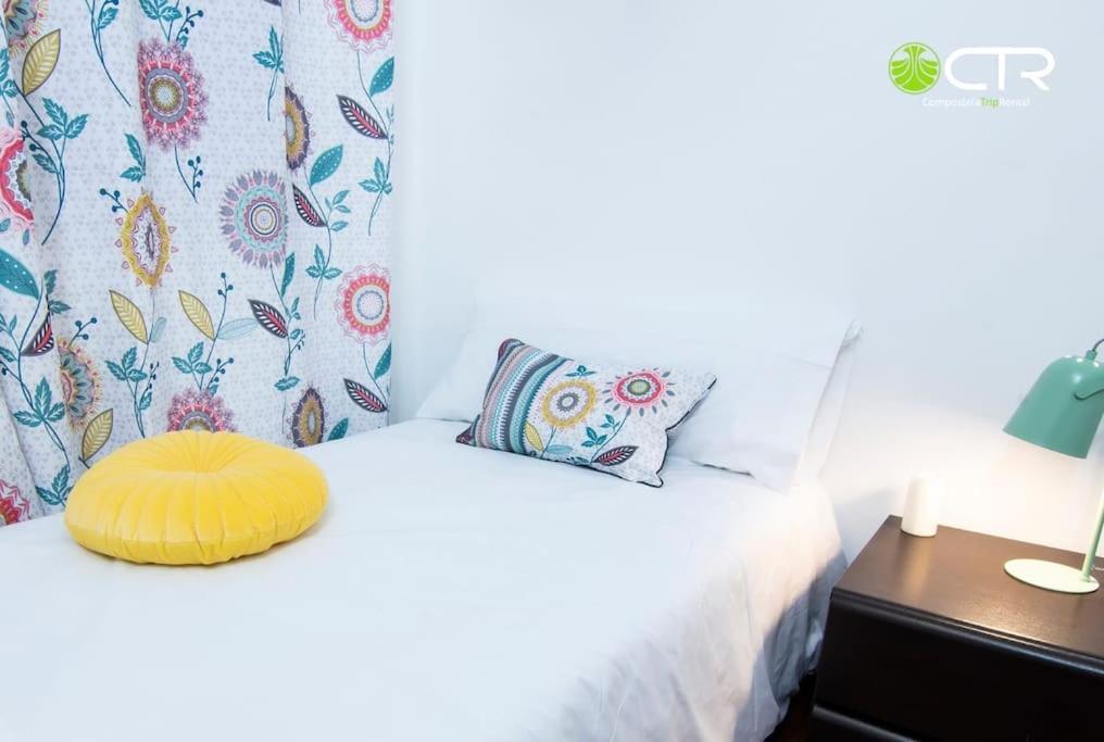 Large Complete Apartment, In The Center With Balcony Santiago de Compostela Exterior foto