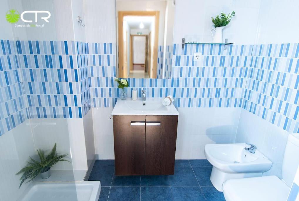 Large Complete Apartment, In The Center With Balcony Santiago de Compostela Exterior foto